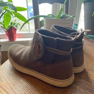 L.L. bean leather bootie